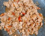 Foto langkah ke 2 dari resep Daging Ayam Giling Saus Tiram.