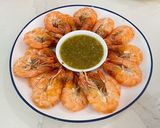 A picture of step 1 of Steamed Prawns With Salt.