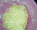 A picture of step 3 of Meat pie.