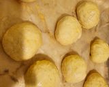 Házi zsemle/hamburger buci recept fázis 2 fotója