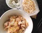 Hình bước làm 2 của món Bánh xèo (cách pha bột giòn lâu)