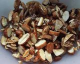 সুজির মোহন ভোগ (Sujir Mohon bhog recipe in bengali) রেসিপি ধাপ - 2 ছবি