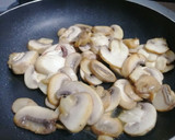 Foto del paso 1 de la receta: Omelette de champiñones