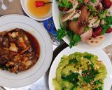 Hình bước làm 3 của món Chân giò hầm củ sen