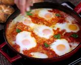A picture of step 5 of Shakshuka.