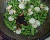 Foto langkah ke 3 dari resep Buncis Jahe Baso Ikan.