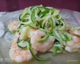 Foto del paso 6 de la receta: Fideos de calabacín con gambas al ajillo