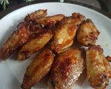 Foto langkah ke 6 dari resep Honey Spicy Chicken Wings.