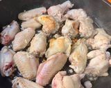 Foto del paso 1 de la receta: Arroz con pollo al ajillo
