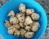 A picture of step 3 of Cheese stuffed Poha Veg Balls.