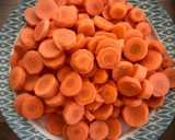 Foto del paso 1 de la receta: Carrilleras de cerdo en salsa de verduras