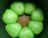 Foto langkah ke 7 dari resep Roti Sobek Pandan Magicom.