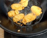 A picture of step 2 of Baingan k pakoray 🍆🍆.