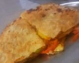 A picture of step 8 of Roti sandwich.