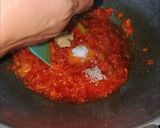 Foto langkah ke 3 dari resep Sambal Goreng Kentang Ayam.