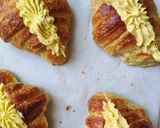 Zapiekane croissant nadziane frangipane krok przepisu 2 zdjęcie