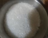 A picture of step 2 of Tricolour suji kheer.