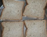 A picture of step 2 of Maggi sandwich.