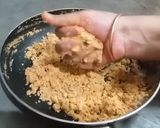 A picture of step 8 of Besan ladoo.