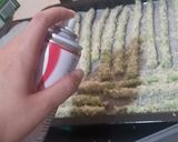 Foto langkah ke 8 dari resep Crispy Asparagus Panggang dengan Saus Putih.