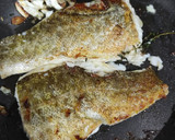 Foto del paso 3 de la receta: Bacalao Skrei sobre Parmentier de Pimentón de La Vera con Salsa