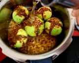 A picture of step 4 of Stuffed Tinda Masala.
