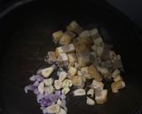 Foto langkah ke 3 dari resep Nasi goreng Cabe hijau.