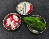 青椒炒皮蛋(簡單料理）的食譜步驟1照片