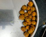 A picture of step 3 of Undhiyu.
