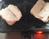 A picture of step 5 of Combo sweet mayo tose sandwich.