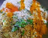 A picture of step 2 of Brinjal paratha.