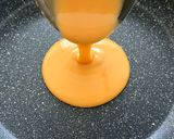 A picture of step 9 of Custard Cream Dorayaki.