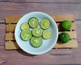 Foto langkah ke 3 dari resep Manisan rambutan dan nanas.