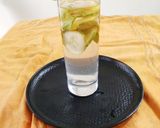A picture of step 4 of Lemon Cucumber Detox Drink.