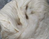 Gambar langkah 6 resipi Roti Piza Mini.
