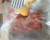 Foto del paso 4 de la receta: Milanesa de carne rellena de jamón y queso😋