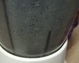 A picture of step 2 of Oreo Shake.