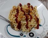 A picture of step 11 of Karahi Noodles.