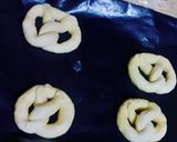 A picture of step 5 of Bavarian Pretzel🥨.