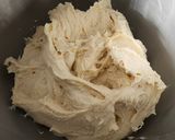 Une image de l'étape 2 de Brioche au mascarpone et miel.