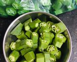 A picture of step 1 of Bhindi onion curry.