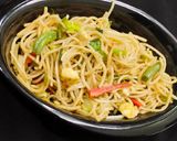 वेज हक्का नूडल्स(Veg hakka noodles recipe in hindi) रेसिपी चरण 5 फोटो