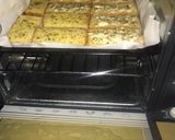 Foto langkah ke 7 dari resep Garlic Bread Mozarella simple.