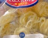 A picture of step 1 of One pot fettuccini pasta.