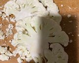 Foto del paso 1 de la receta: Bocadillo de coliflor y lomo a la plancha