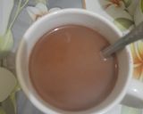 Foto langkah ke 3 dari resep Hot Chocolate ala Dunkin donuts.