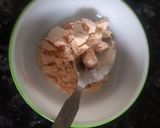 A picture of step 1 of Mango litchi custard.
