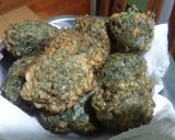 Foto del paso 2 de la receta: Bocadillos de acelga 🤘