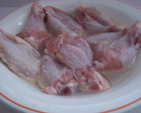Foto del paso 3 de la receta: Alitas de pollo crujientes al horno
