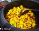A picture of step 1 of Chana dal with bottle gourd.